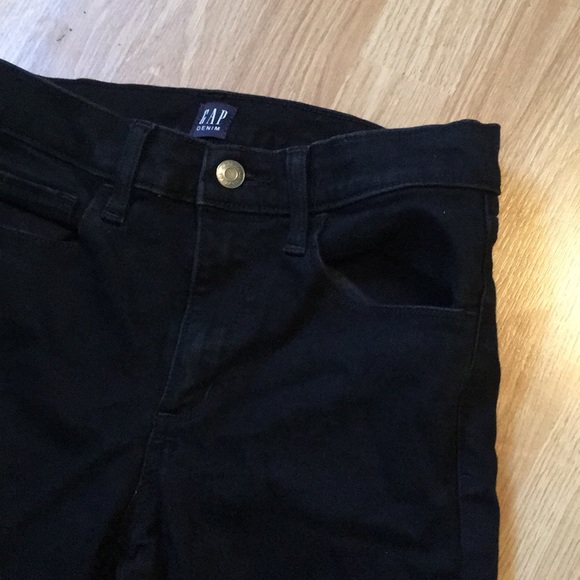 Jeans - Picture 2 of 3